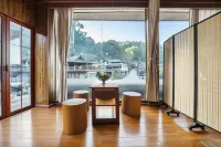 Shanye Homestay (Jingmai Temple Dapingzhang Ancient Tea Forest) - balcony