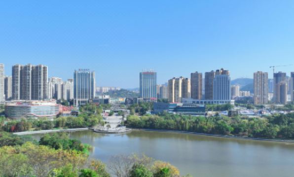 Venus Royal Hotel (Wuzhou Railway Station Meiguihu Park Branch)