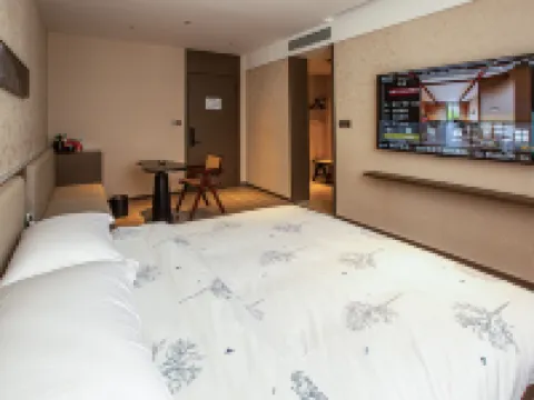 Yuanshe Hotel (Fugou Phoenix Terrace East Street) Hotels in Fugou