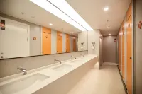 Zhuxiaoding Hotel (Beijing Sanyuanqiao Yansha Embassy Zone) - 2 ดาว