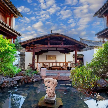 Sichenyuan culture Resort Hotel (Jianshui Ancient City)
