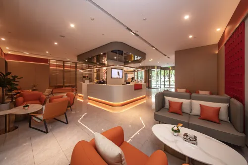 Borrman International Hotel（Anning Wuyue Plaza）