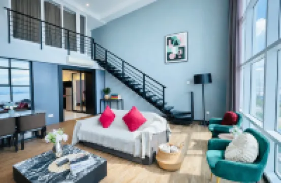 Modern Seaview 2Br Duplex High Floor Heart of George Town 73A