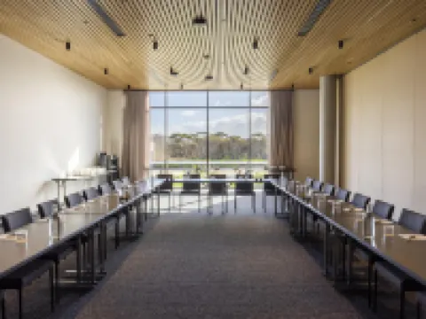 Monarto Safari Resort Hotels in Murray Bridge
