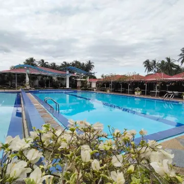 Angela's Resort and Leisure Farm Laguna Các khách sạn gần Hồ Sampaloc