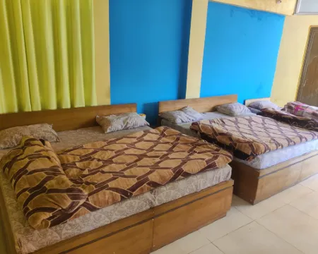 Jain Rest House Hotels in Joshimath
