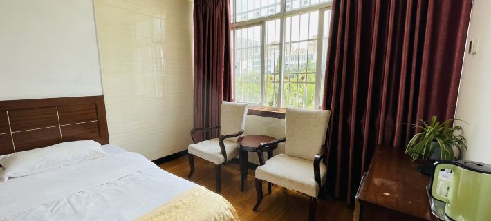 Guangshan Shengshi Hotel Hotels in Guangshan