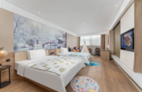 Liyi Hotel (Yangzhou Ancient Canal Dongguan Street)