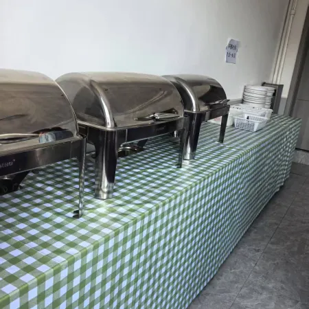 Ningwu Jiayuan Business Hotel (Luyashan Scenic Area Ticket Office)