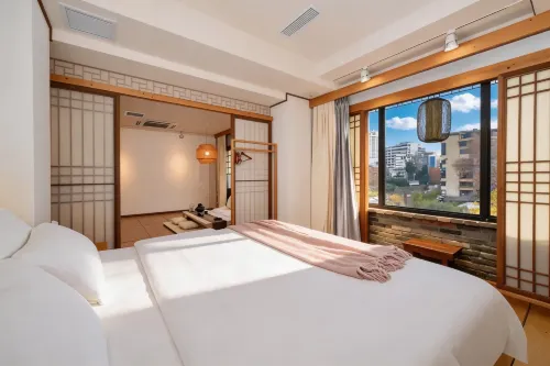 Xiangshan Yaju Hotel (Laosha Lane Branch of Zunyi Site)