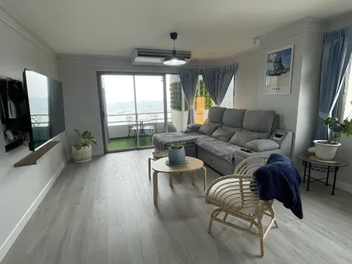 Sea View Condo Cozy & Charming Si Racha