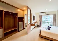 Phavina Hotel & Grand Boutique Rayong - Balcony