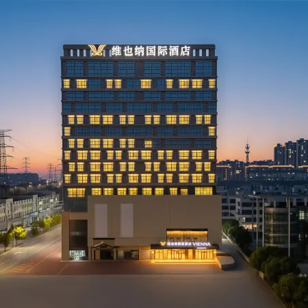 Vienna International Hotel Nantong Rugao Changjiang Town Huajiang Middle Road Branch