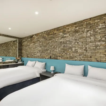 GD Hotel Отели рядом с достопримечательностью «Мост Тольсан»