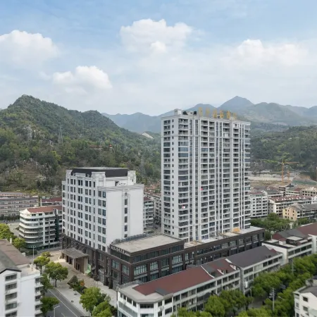 Junhua International Hotel