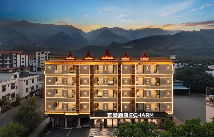 Echarm Hotel (Yuxi Xinping Gas Flower Street Branch)