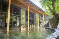Ooedo Onsen Monogatari Premium Shirahama Gyoen（Old:Yukai Resort Premium Shirahama Gyoen）