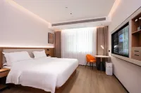 Youyi Crystal Hotel (Qinzhou Port Plaza)
