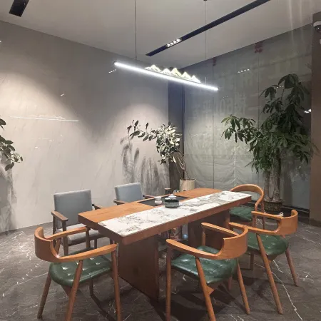 Pipixiong E-Sports Hotel (Jingdezhen Leping Municipal Government)