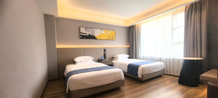 Meixi Hotel (Luoyang Longmen High-speed Railway Station Branch) Hotels in Luoyang