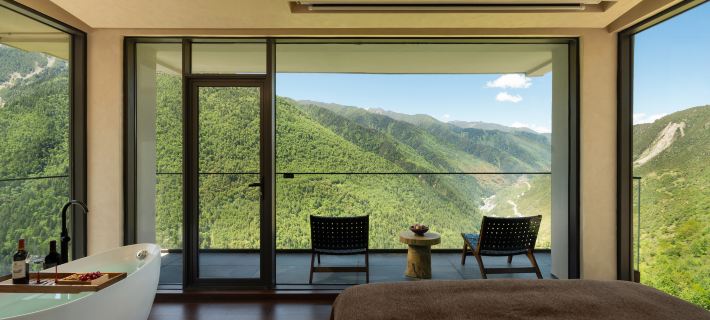 Cloudrest Moon Cliff Lodge Hoteles en Xiaojin