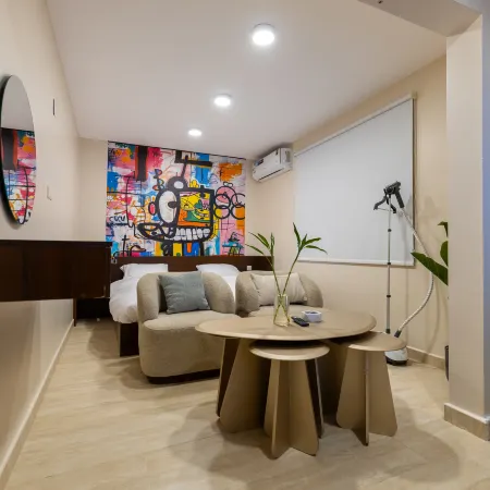 Private Zone Al Aqeeq