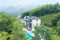 望野・山丘・親子向けリゾート・山野プール・山景庭院デザイナーズ民宿（OMGハートビートパーク） - インフィニティプール