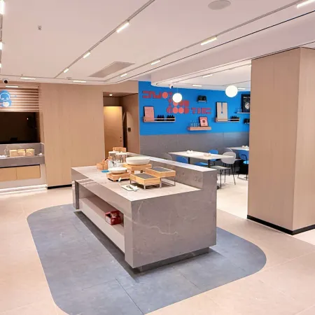 Home Inn · neo (Putian Xiuyi Wanda Plaza Store)