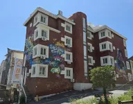 LETO HOUSE - Pensions