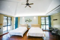 Sanya Houtu Nuanju Warmland | Island Slow Travel Homestay - parkir