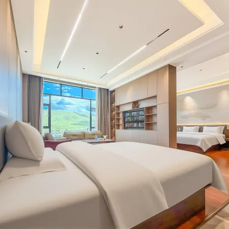 Jigzhi Hanshi Huating Grand Hotel