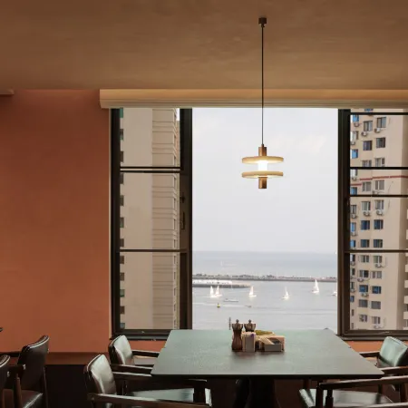 Atour S Hotel Qingdao May Fourth Square Fushan Bay
