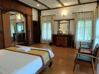 บ้านชมดอย รีสอร์ท - ที่มีที่จอดรถ