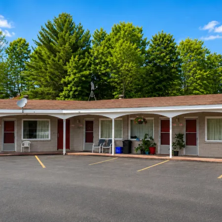 OYO 187 Skyways Motel