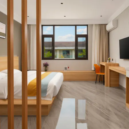 Yishang Hot Spring Hotel