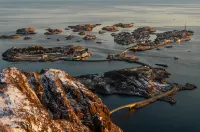 Skata Hotel Henningsvær - マウンテンビュー