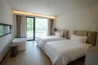 Jingan Shuianbian - balcony