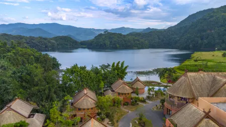 Ximeng Xikang Wellness & Resorts Отели в г. Симэн