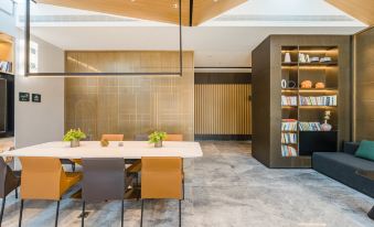 Atour Hotel Shijiazhuang Railway Station Suncun Subway Station