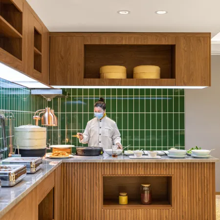 Yilong Anyun Hotel