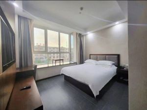 Yicheng Business Hotel