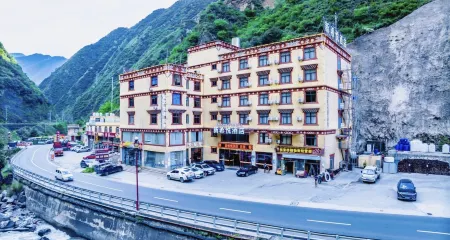 Xinxiyue Hotel Отели рядом с достопримечательностью «Hekou Town»