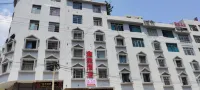 Zhenxiong Xinxuan Hotel