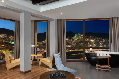 Mountain and Lodge · Flower Manor (Xijiang Qianhu Miao Village Observation Deck)