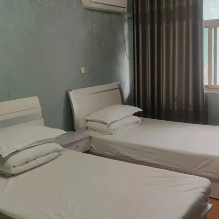 Dongcheng Hotel