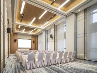 Jinjiang Metropolo Hotel (Yining Development Zone Hanma Building)