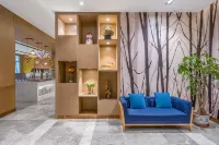 City Holiday Hotel  Guangzhou Baiyun Airport Renhe Metro Exit B Hotels in Guangzhou