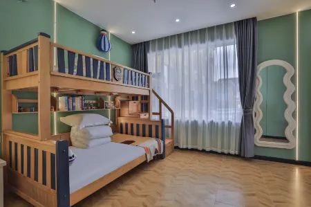 Chuxin Moshe Hotel (Shanghai International Tourism Resort) Отели рядом с достопримечательностью «Shanghai Wild Animal Park»