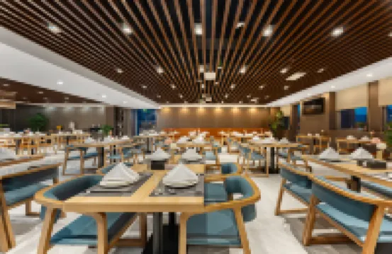 Huaizhou Suiton by Paxton Hotel (Jintang Huaikou Cheng'a Industrial Park)