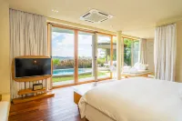 Sala Khaoyai Hotels near Wat Nong Nok Kraten